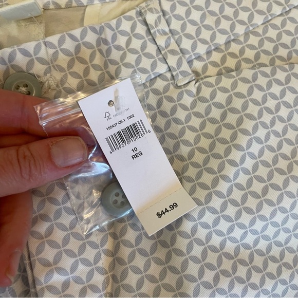 GAP Slim City Women’s Grey White Pattern Ankle‎ Khakis Size 10 Regular NWT - Picture 7 of 10